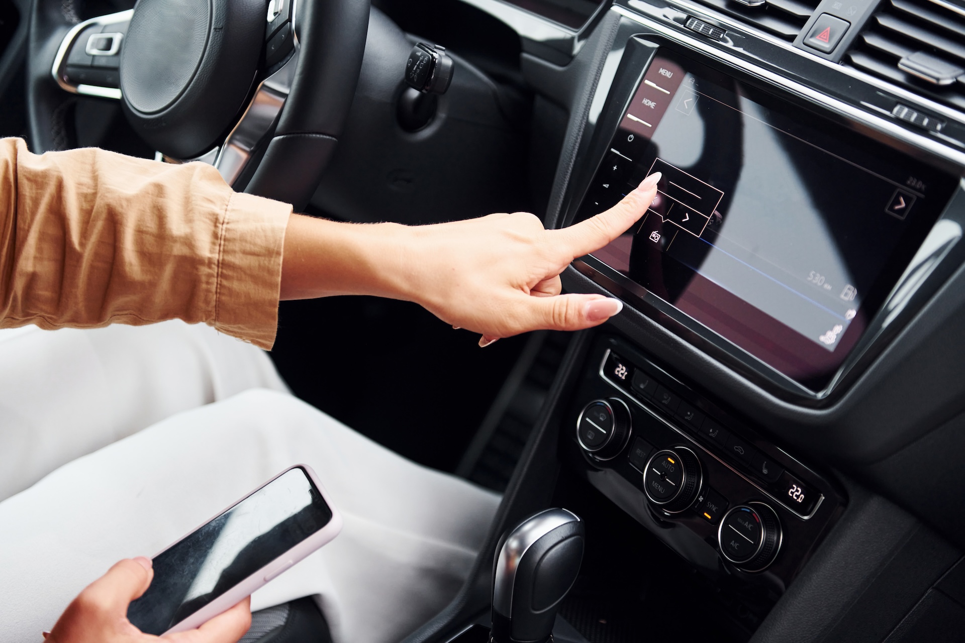 driving-car-fashionable-beautiful-young-woman-and-2023-11-27-05-18-14-utc